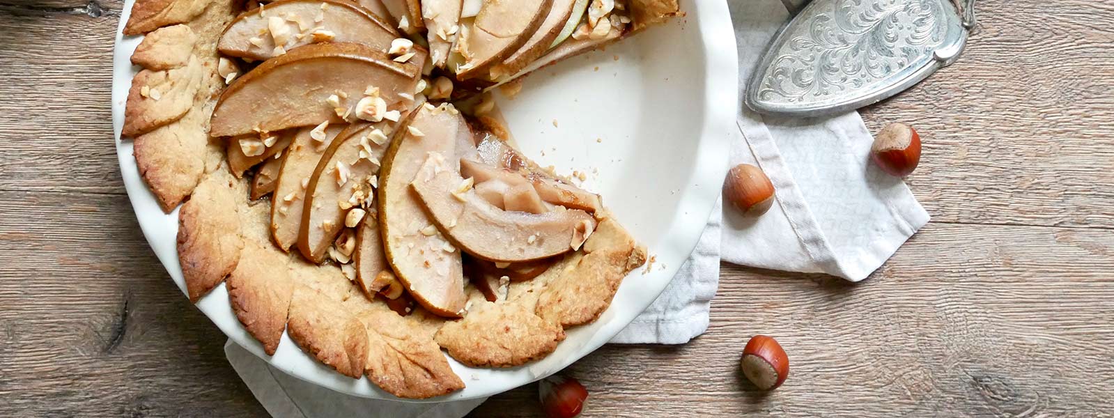 Rezept für eine herbstliche Birnen-Haselnuss-Tarte